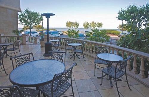 Burlingame Hotel | Bay Landing Hotel