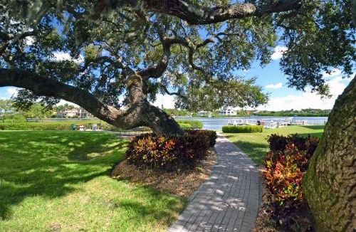 Siesta Key House | Bay Oaks - 6157 #E01