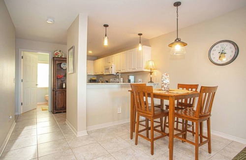 Innerarity Townhomes House | Bay Paradise: Paddle Boards, Kayaks, & Waterfront!