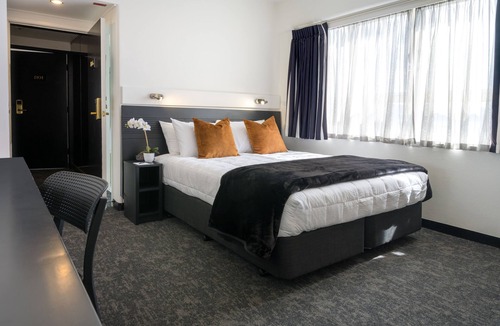 Oriental Bay Hotel | Bay Plaza Hotel