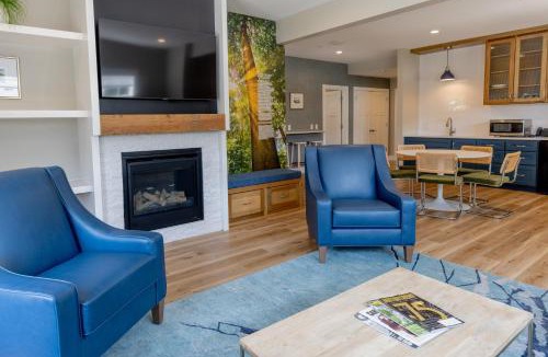 Shelbyville Resort | Bay Pointe Inn