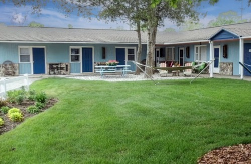 Frankfort Hotel | Bay Port Lodging