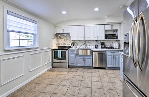 North Bay Shore Apartment | Bay Shore Vacation Rental w/Shared Yard!