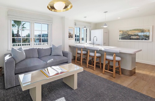 Balboa Peninsula Hotel | Bay Shores Peninsula Hotel