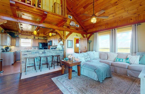 Gilchrist House | Bay Side Birdhouse