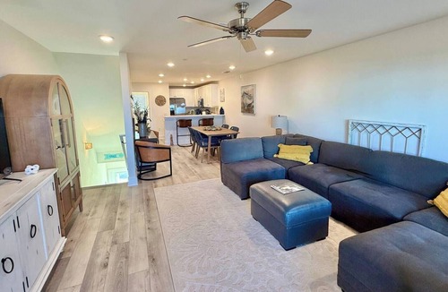 Innerarity Townhomes House | Bay View 108: Great Views, Pool & More!