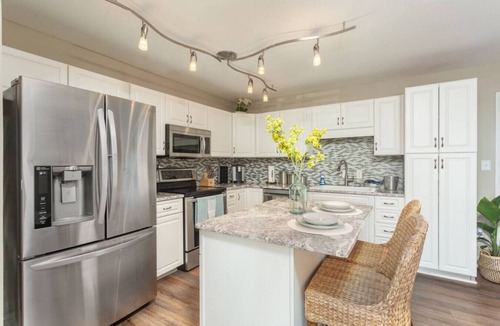 Villa Sabine Villa | Bay View Bliss · Incredible Pensacola Beach Home-WALK EVERYWHERE