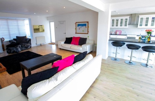 Lydd House | Bay View - Greatstone on Sea