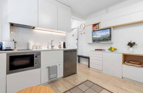 Rushcutters Bay Apartment | Bay View in Rushcutters Bay