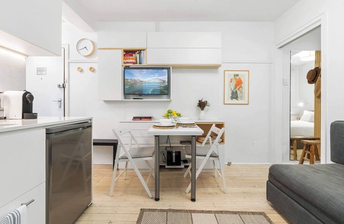 Rushcutters Bay Apartment | Bay View in Rushcutters Bay