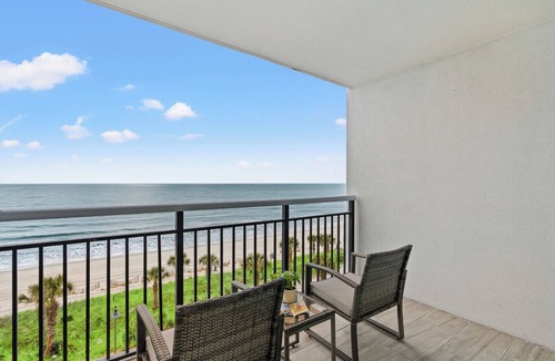 Downtown Myrtle Beach Condo | Bay View Resort 604B - Efficiency Unit - Sleeps 4 - Great Water Amenities & Ocean Front