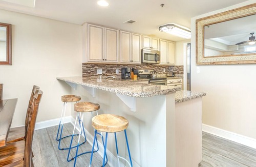 Tybee Island Condo | Bay View Villas 107 | Waterfront, Community Pool