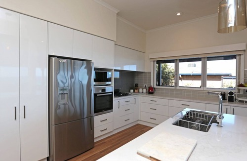 McCrae House | BAY VIEWS ON BROWNE MCCRAE