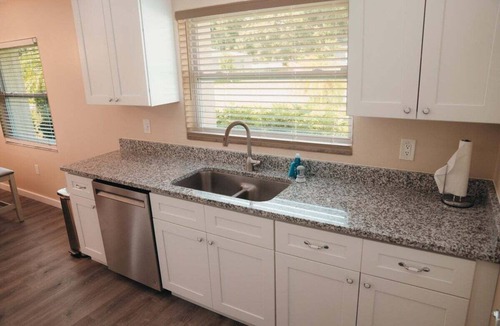 Sarasota House | Bay Vista Cottage 3 bed 2 bath