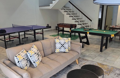 Kampung Sungai Nibong House | Bayan Lepas Getaway - Nature Views & BBQ Haven