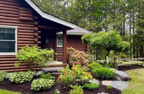 Bremen House | Bayberry Lakehouse