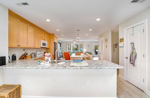Bethany Beach House | Bayberry Woods condo W/shared pool, high-speed WiFi & central AC - near beach