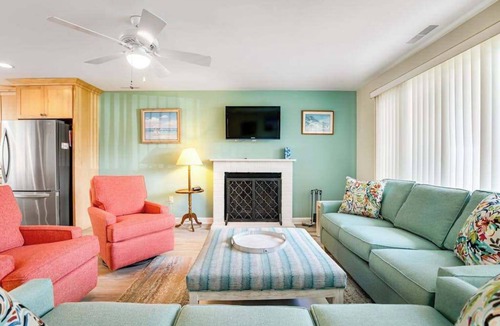Bethany Beach Condo | Bayberry Woods condo W/shared pool, high-speed WiFi & central AC - near beach