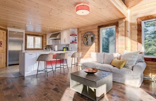 Amherst Ski Chalet | Baycliff Kanata Tremblant (257)
