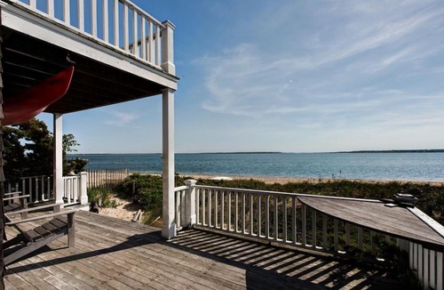 Orient Villa | BayFront Cottage