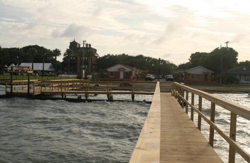 Fulton Hotel | Bayfront Cottages