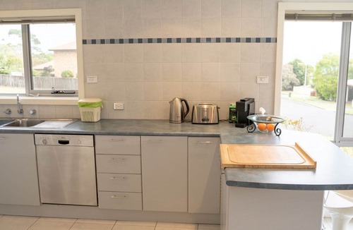 Cowes House | Bayfront Escape on Walpole