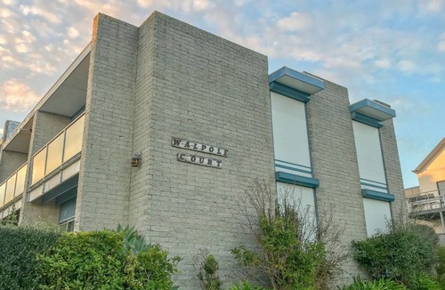 Cowes House | Bayfront Escape on Walpole