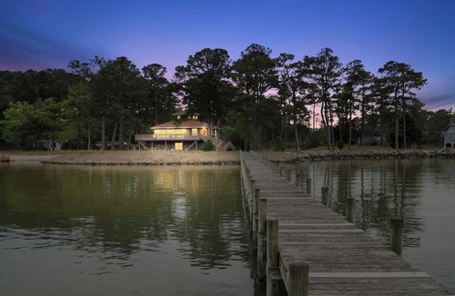 Hallieford House | Bayfront Escape, Private Dock, Large Deck, and Views!