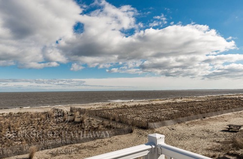 Broadkill Beach House | Bayfront home on Broadkill Beach! 1412 S Bayshore