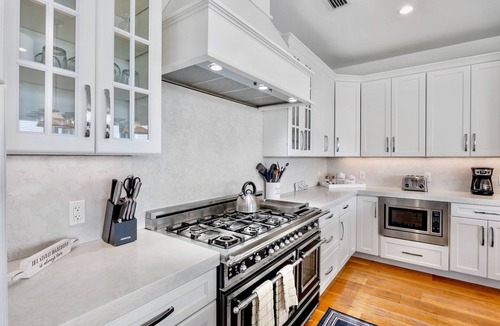 Bradenton Beach House | Bayfront Luxury Home! Dock, Pool, Rooftop Deck, Near Beach - Beach to Bay