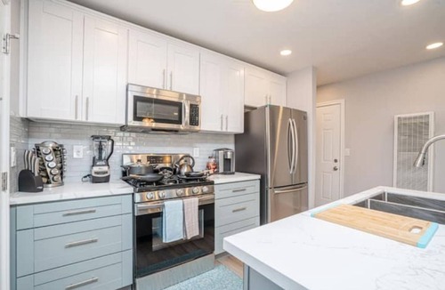 Lincoln Acres House | Bayfront Newly Remodeled Home #An