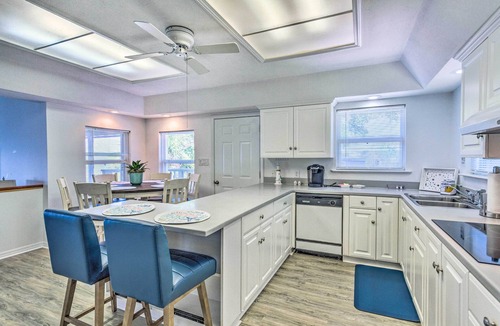 Niceville House | Bayfront Niceville Getaway w/Private Dock!