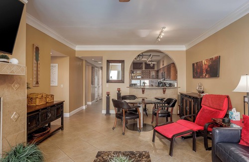 Pensacola Beach Condo | Bayfront Retreat with Pool, Perfect for 6 - PBC108