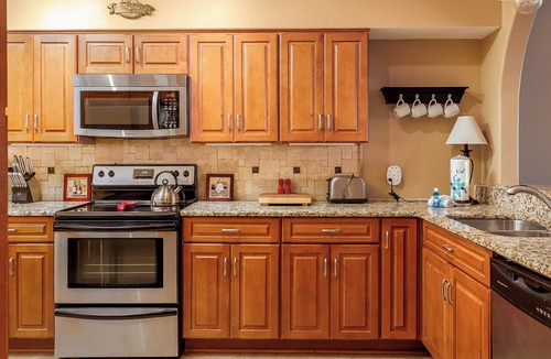 Pensacola Beach Condo | Bayfront Retreat with Pool, Perfect for 6 - PBC108
