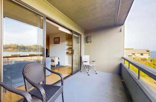 Port Ludlow Apartment | Bayfront Retreat B