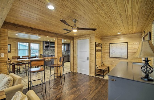 Rockport House | Bayfront Rockport with Private Fishing Pier
