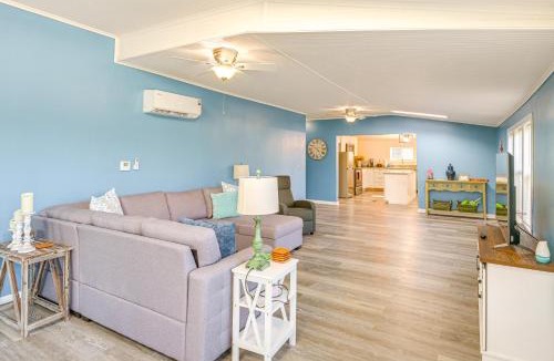 Steuben House | Bayfront Steuben Home with Screened Porch and Fire Pit