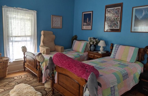 Tully Bed & Breakfast | Baylies Home