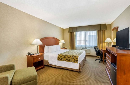 Fort Morgan Hotel | Baymont by Wyndham Fort Morgan