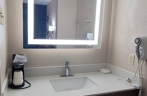 Abilene Hotel | Baymont by Wyndham Abilene