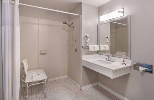 Albuquerque Hotel | Baymont by Wyndham Albuquerque Airport