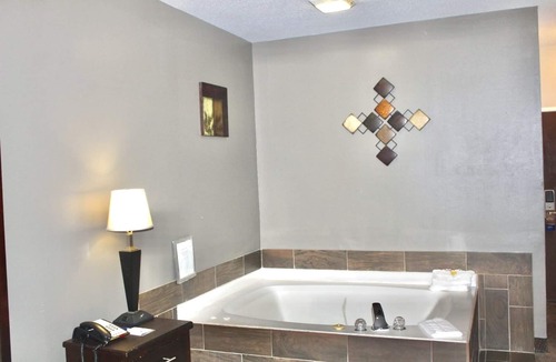 Anderson Hotel | Baymont by Wyndham Anderson