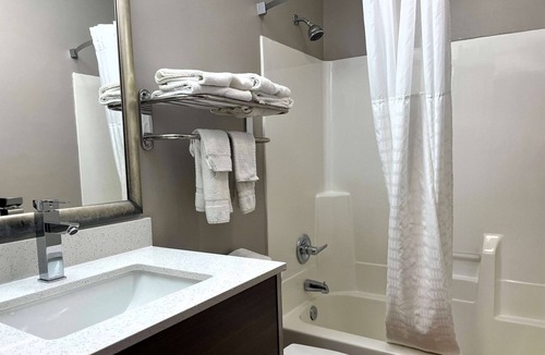 Anderson Hotel | Baymont by Wyndham Anderson