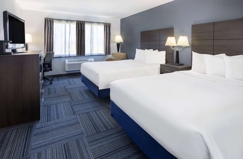 Appleton Hotel | Baymont by Wyndham Appleton