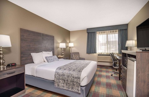 Baldwin Hotel | Baymont by Wyndham Baldwin