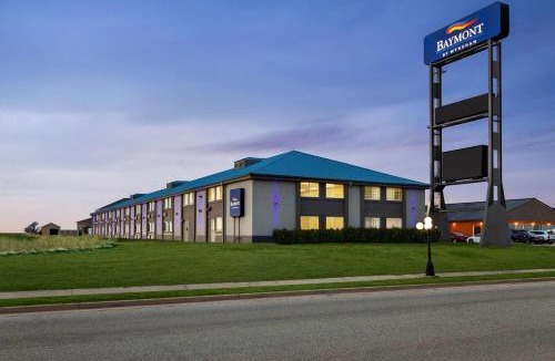 Blackwell Hotel | Baymont by Wyndham Blackwell I-35