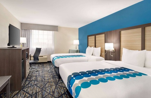 Blackwell Hotel | Baymont by Wyndham Blackwell I-35