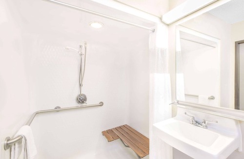 Boone Hotel | Baymont by Wyndham Boone