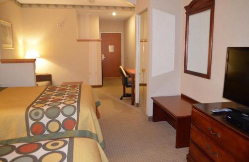 Budd Lake Hotel | Baymont by Wyndham Budd Lake