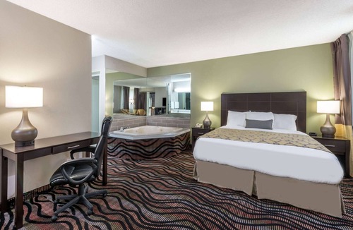 Cambridge Hotel | Baymont by Wyndham Cambridge